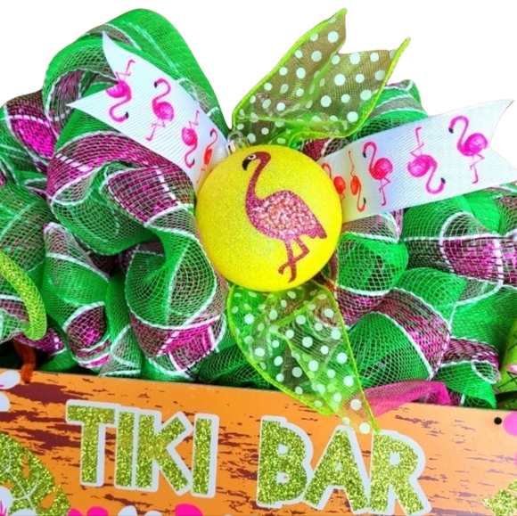 🦩HANDMADE SUMMER FLAMINGO DECO MESH WREATH TIKI - Picture 2 of 4